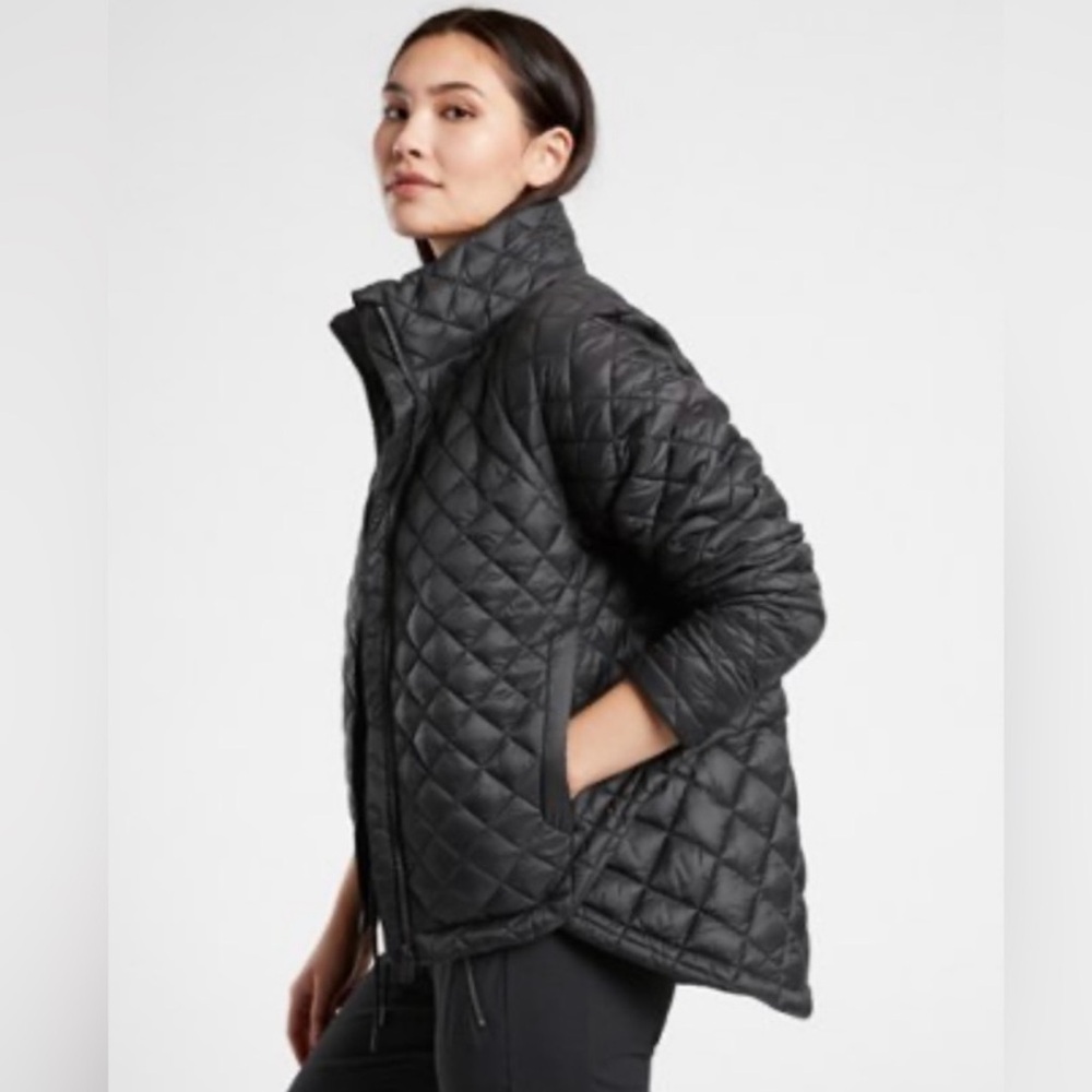 Athleta whisper featherless puffer Jacket